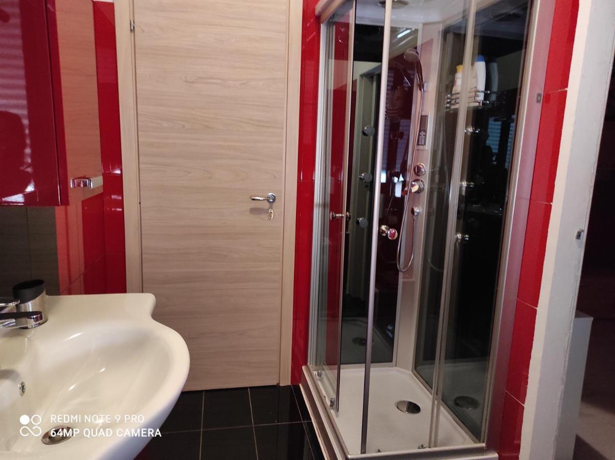 Bed and Breakfast Beb Da Gaia E Giulio Reno Di Leggiuno Zewnętrze zdjęcie