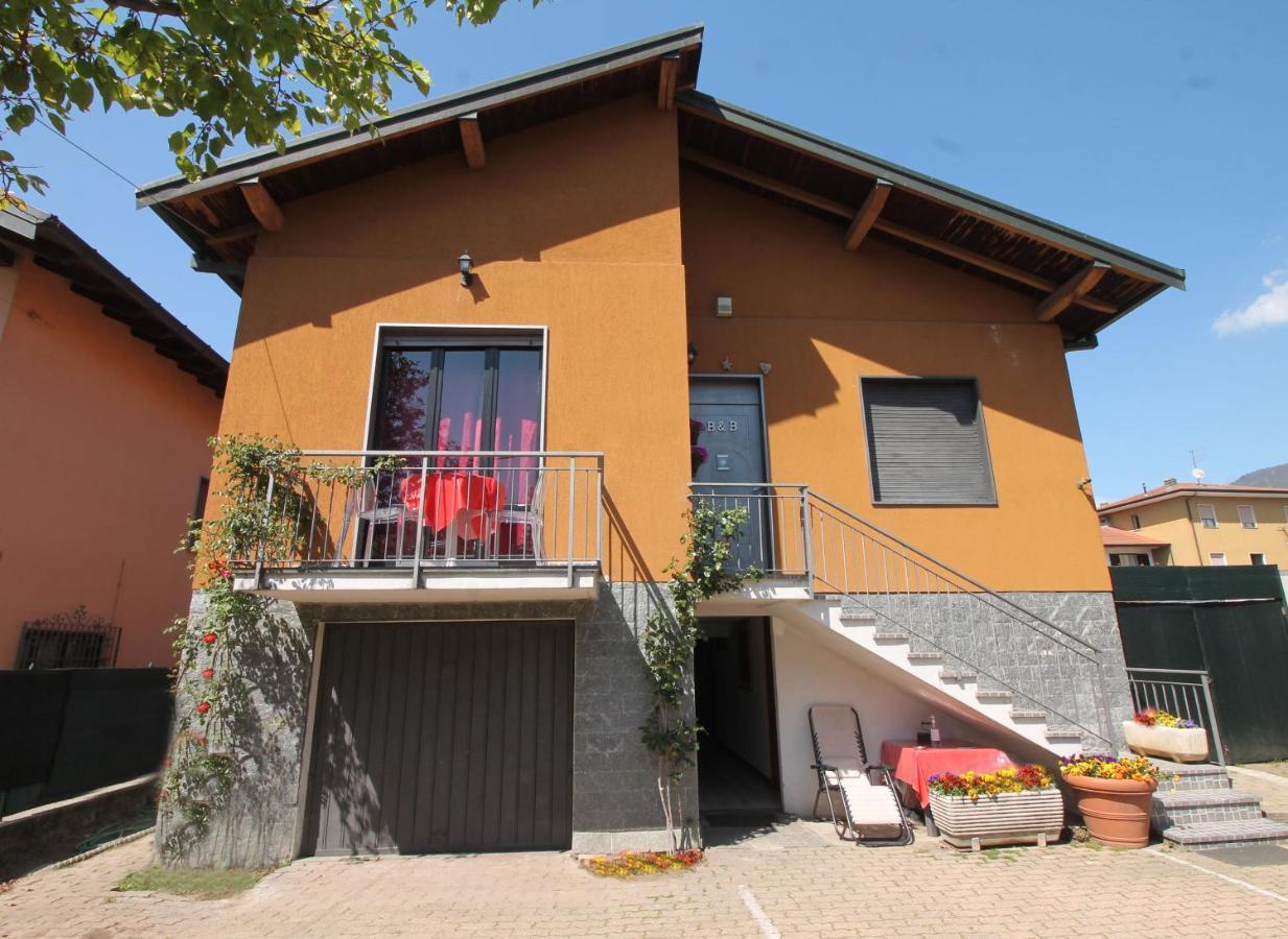 Bed and Breakfast Beb Da Gaia E Giulio Reno Di Leggiuno Zewnętrze zdjęcie